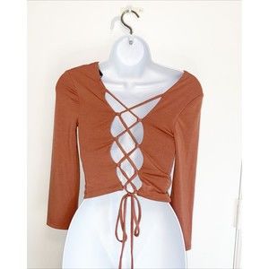 NWT CRISS CROSS OPEN BACK TOP LARGE